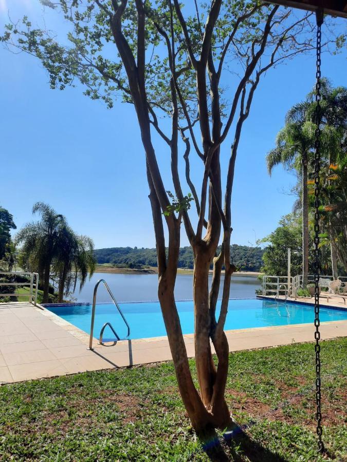 Chacara Em Condominio A Beira Da Represa Para Locacao Familiar Ibiuna Luaran gambar