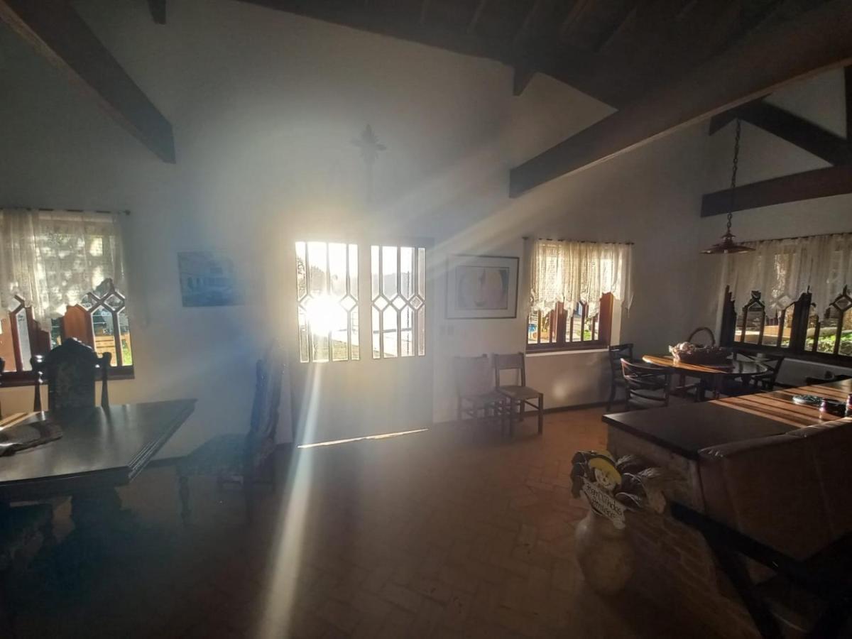 Chacara Em Condominio A Beira Da Represa Para Locacao Familiar Ibiuna Luaran gambar