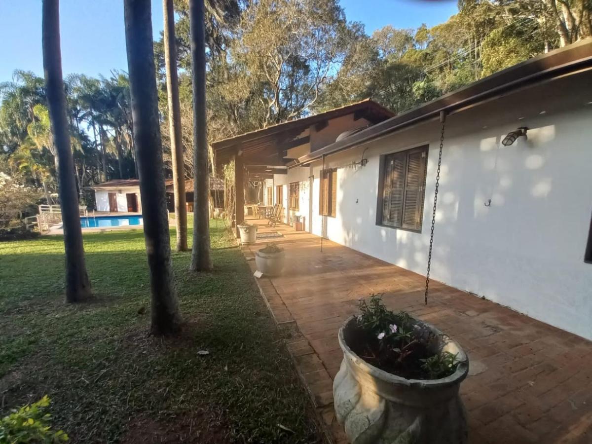 Chacara Em Condominio A Beira Da Represa Para Locacao Familiar Ibiuna Luaran gambar