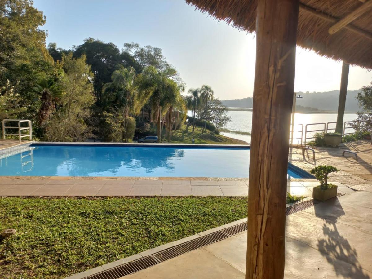 Chacara Em Condominio A Beira Da Represa Para Locacao Familiar Ibiuna Luaran gambar