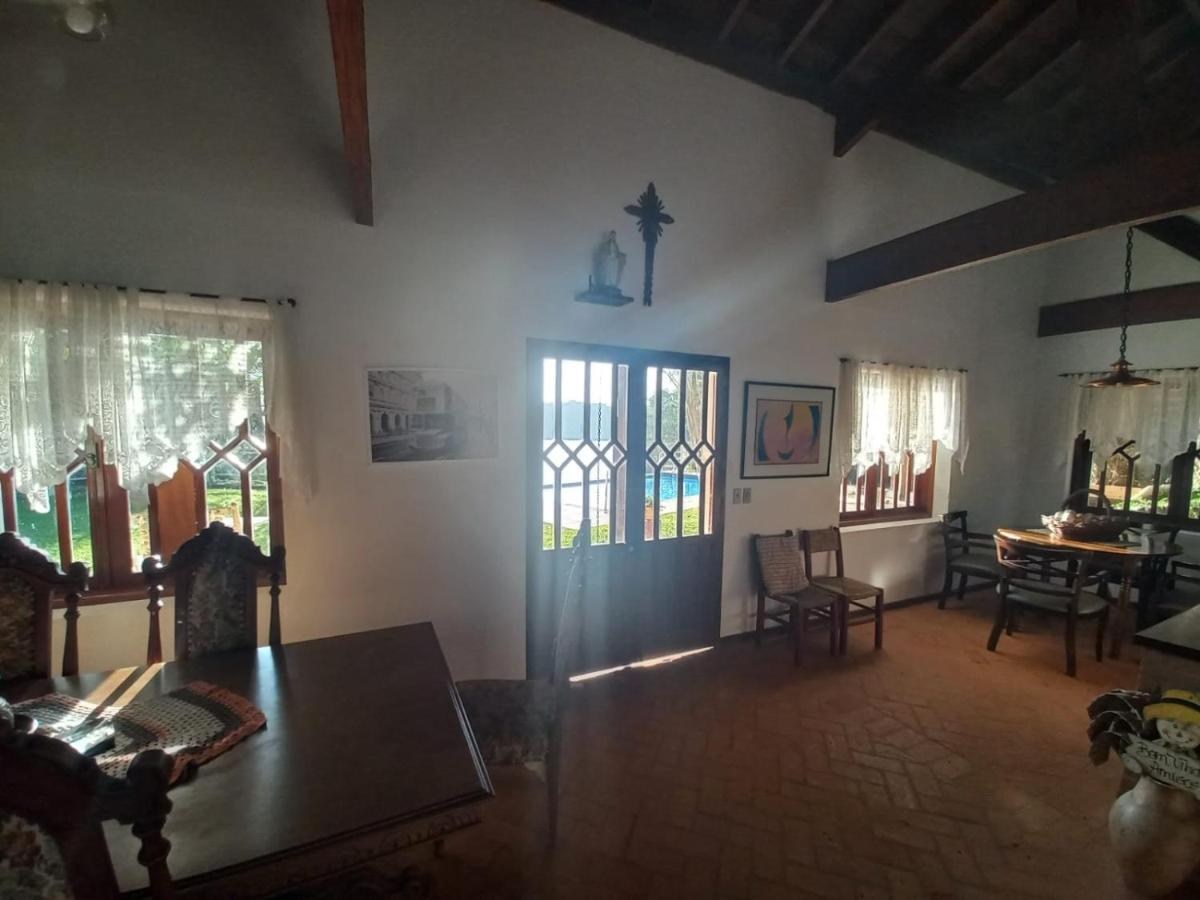 Chacara Em Condominio A Beira Da Represa Para Locacao Familiar Ibiuna Luaran gambar