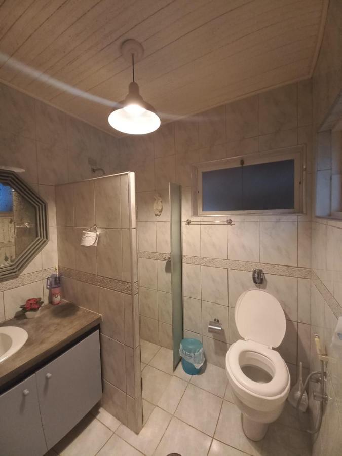 Chacara Em Condominio A Beira Da Represa Para Locacao Familiar Ibiuna Luaran gambar